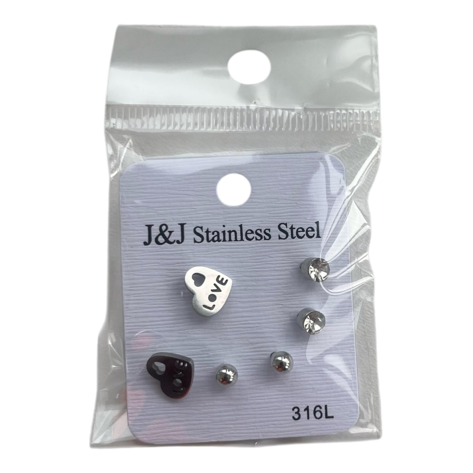 18 Pairs Women’s Mini Heart Butterfly Earrings Set Gold & Silver Mixed Fashion Stud Earrings for Daily Wear Party Gifts